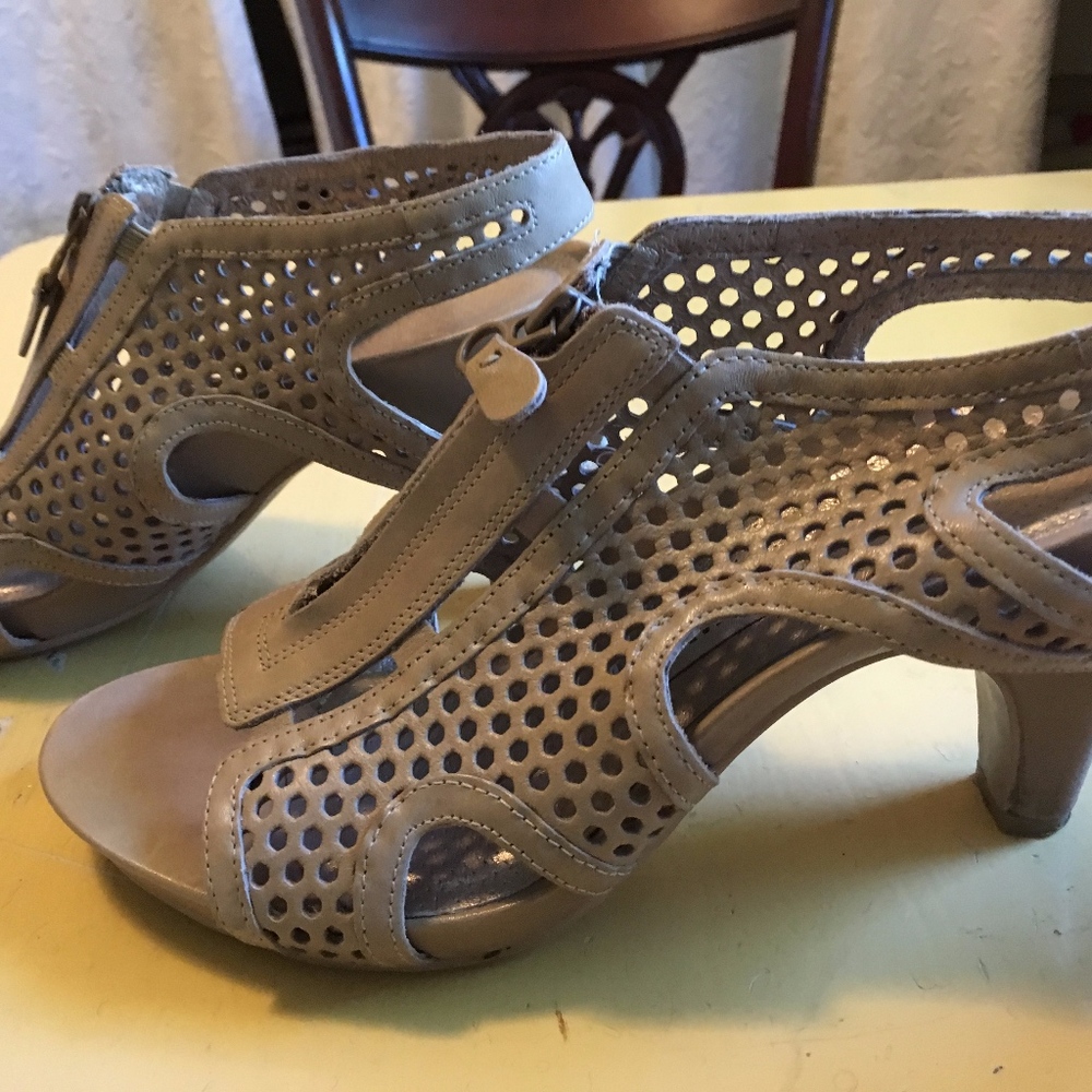platform sandals
